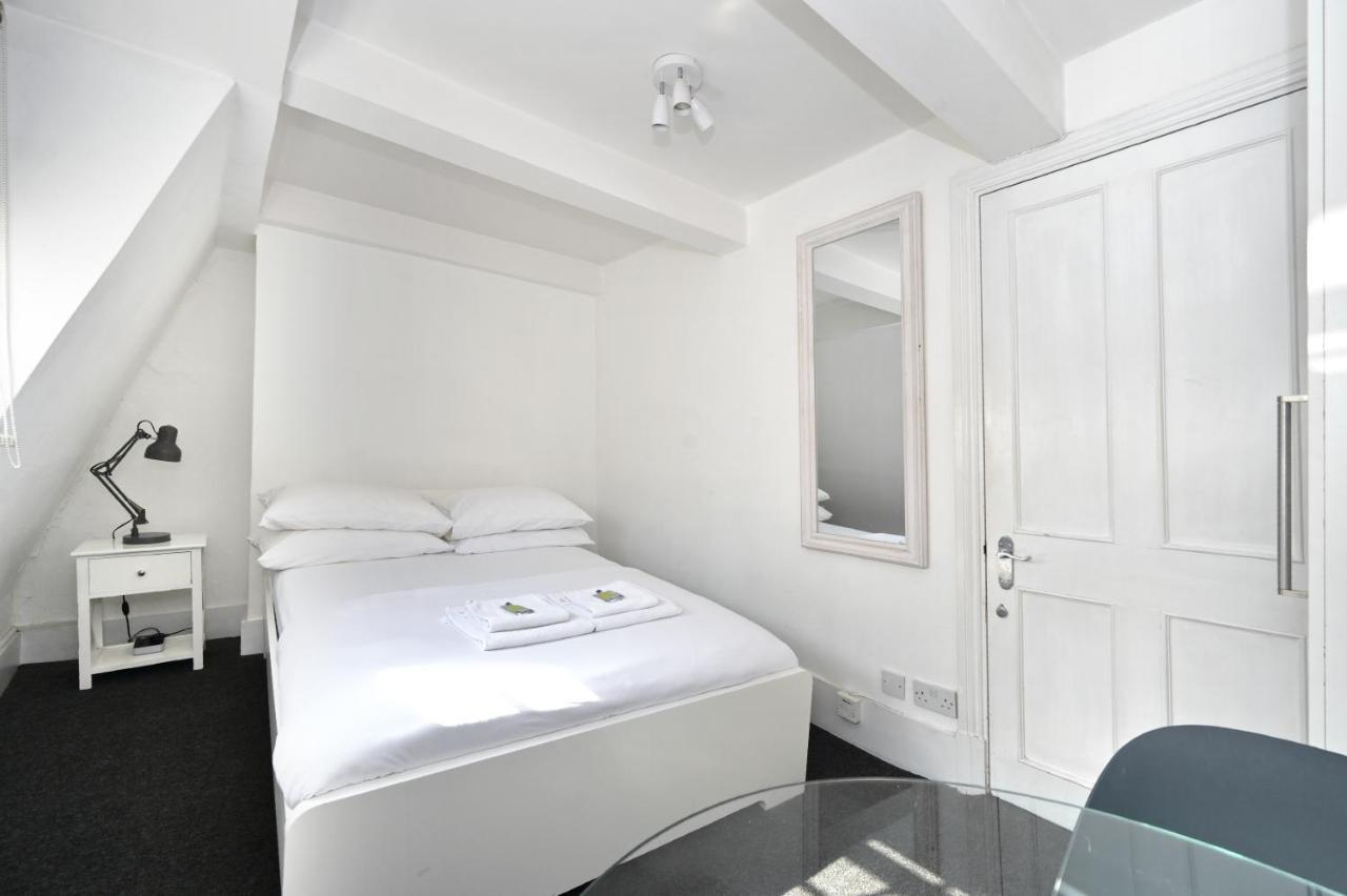 Soho, Piccadilly & Chinatown - Two Bedroom & Two Double Beds Apartment Лондон Экстерьер фото