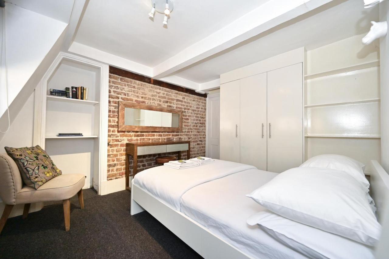 Soho, Piccadilly & Chinatown - Two Bedroom & Two Double Beds Apartment Лондон Экстерьер фото