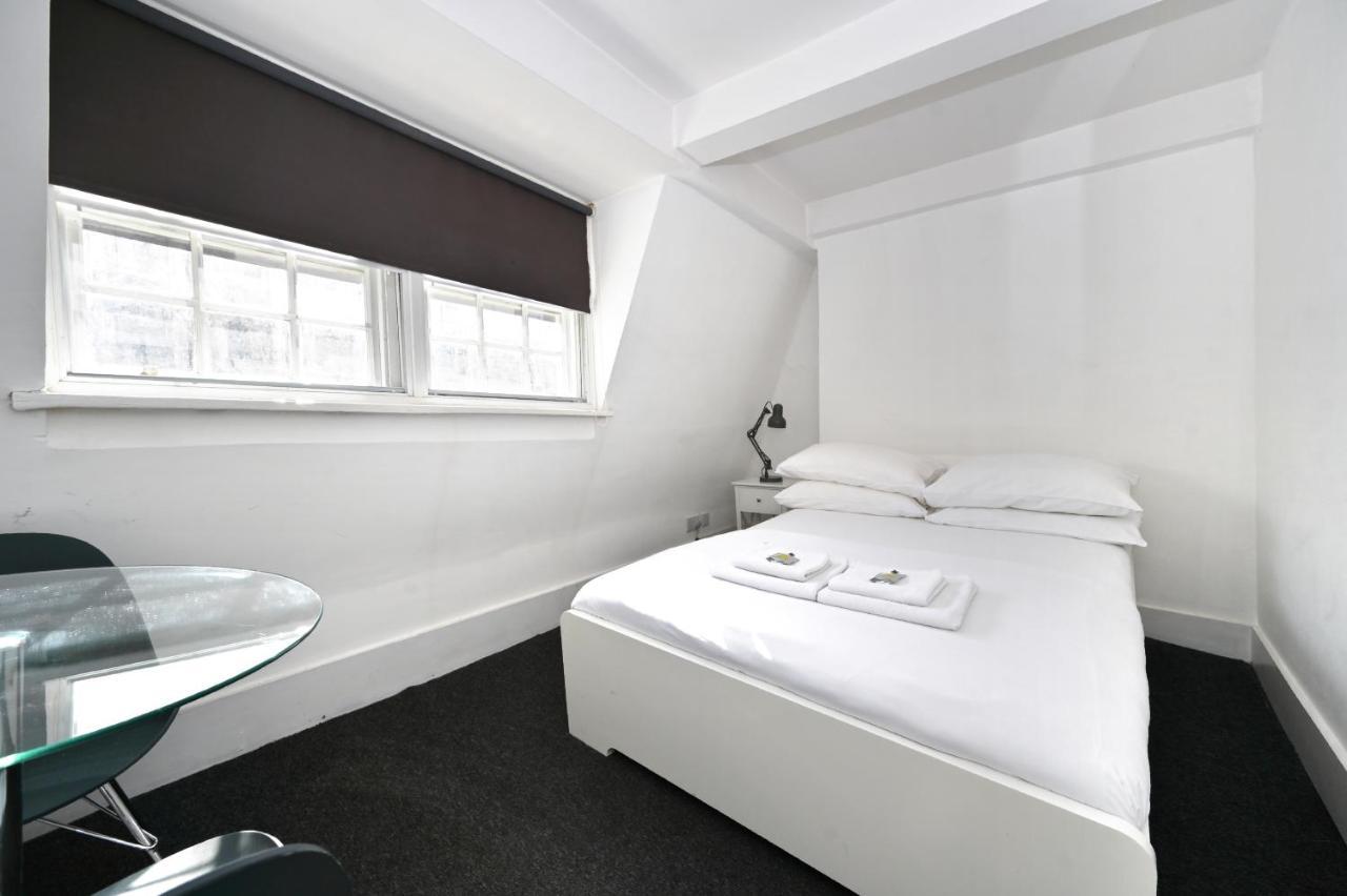 Soho, Piccadilly & Chinatown - Two Bedroom & Two Double Beds Apartment Лондон Экстерьер фото